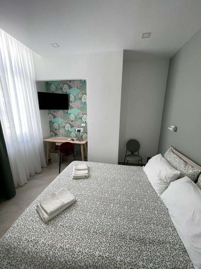 Domus Cervantes Apartment Napoli Eksteriør bilde